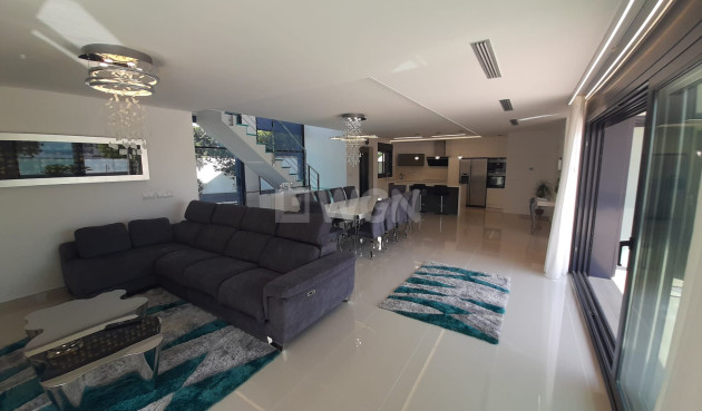 Resale - Villa - San Miguel de Salinas - Inland