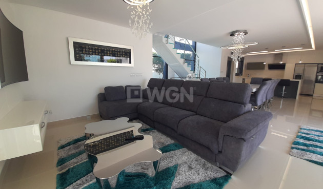 Resale - Villa - San Miguel de Salinas - Inland