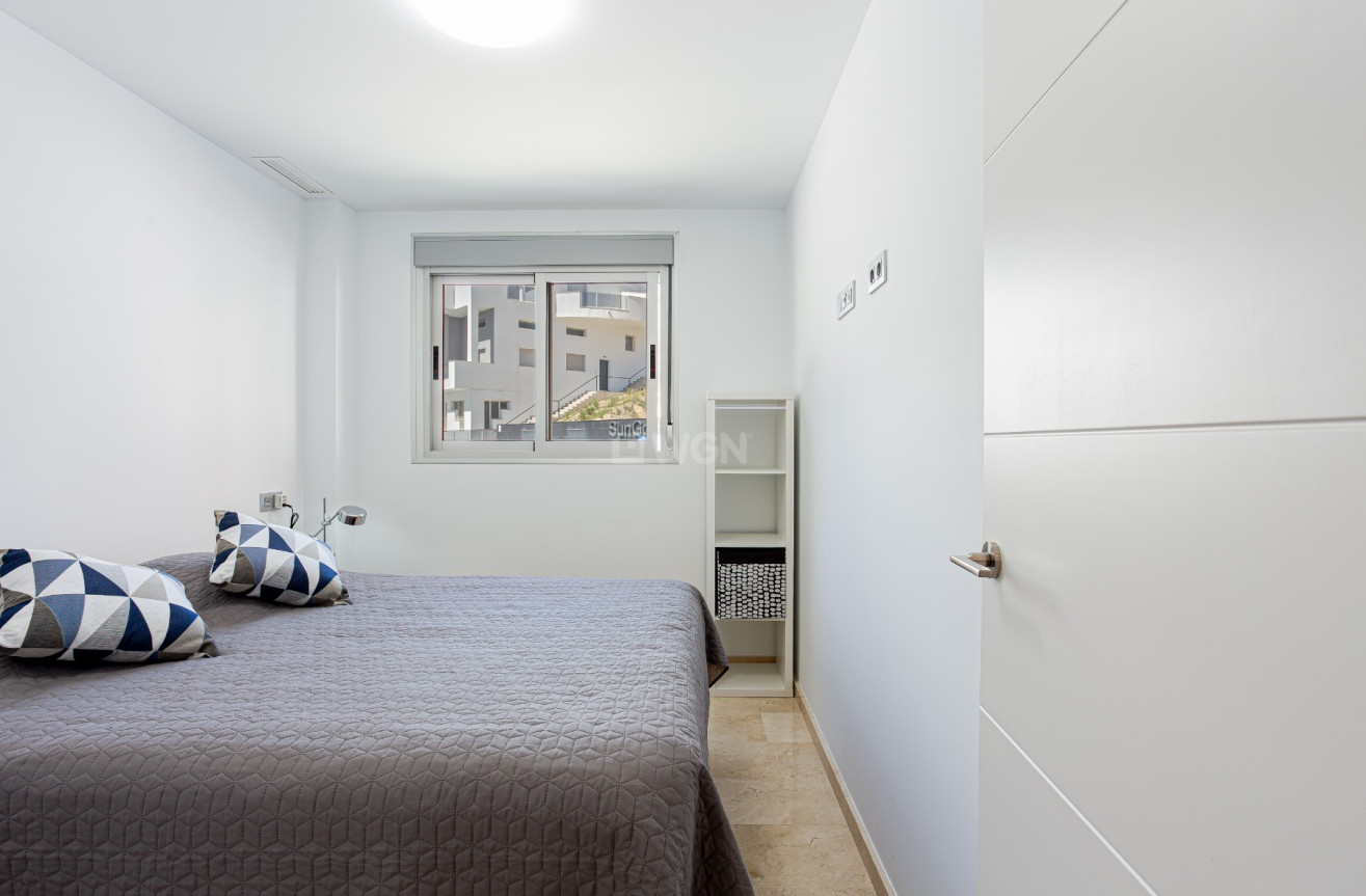 Resale - Apartment / flat - Orihuela Costa - Costa Blanca