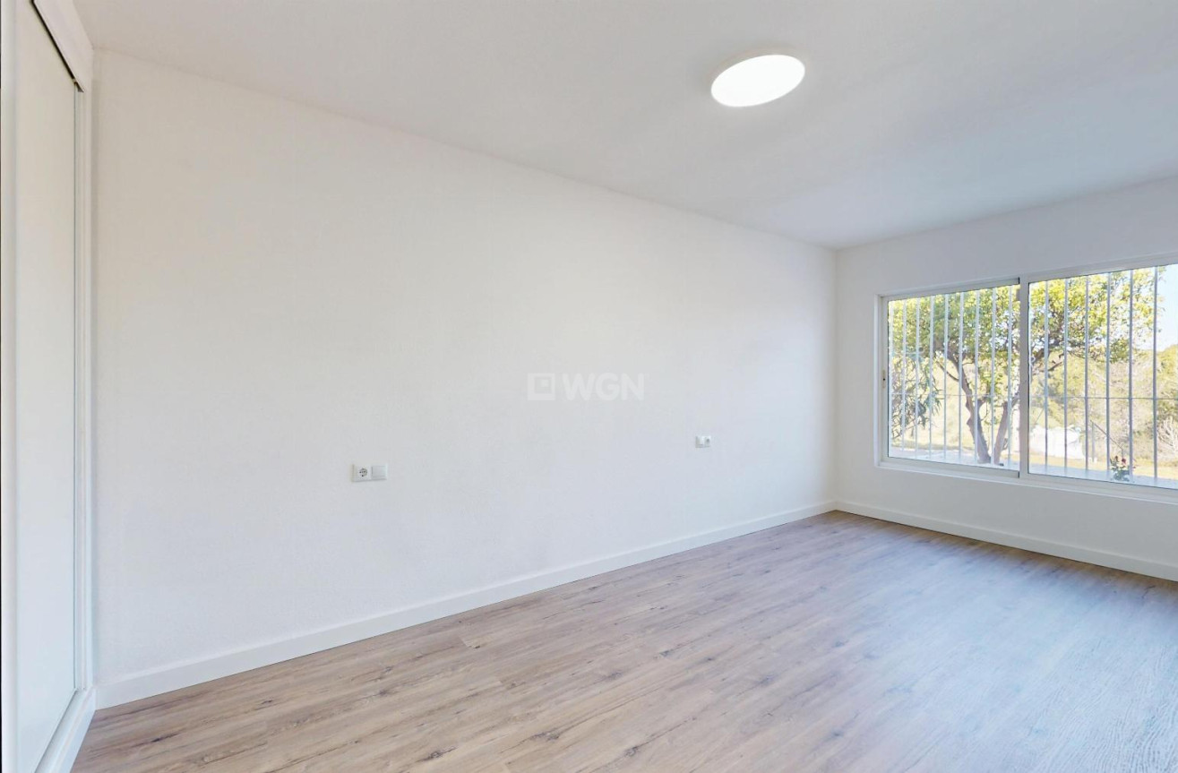 Resale - Bungalow - Orihuela Costa - Costa Blanca