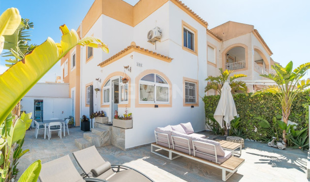 Resale - Townhouse - Torrevieja - Costa Blanca