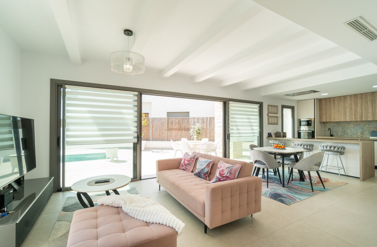 Resale - Villa - Orihuela Costa - Costa Blanca