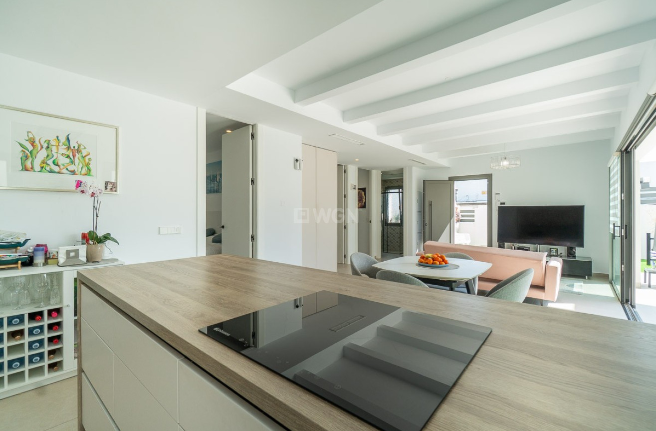 Resale - Villa - Orihuela Costa - Costa Blanca