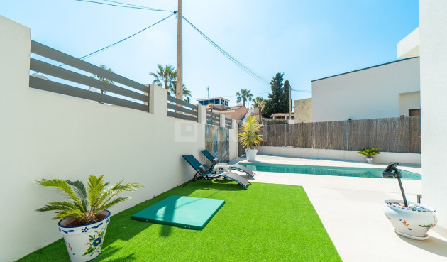 Resale - Villa - Orihuela Costa - Costa Blanca