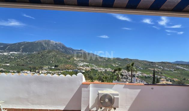 Resale - Villa - Vinuela - Inland