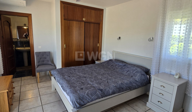 Resale - Villa - Vinuela - Inland