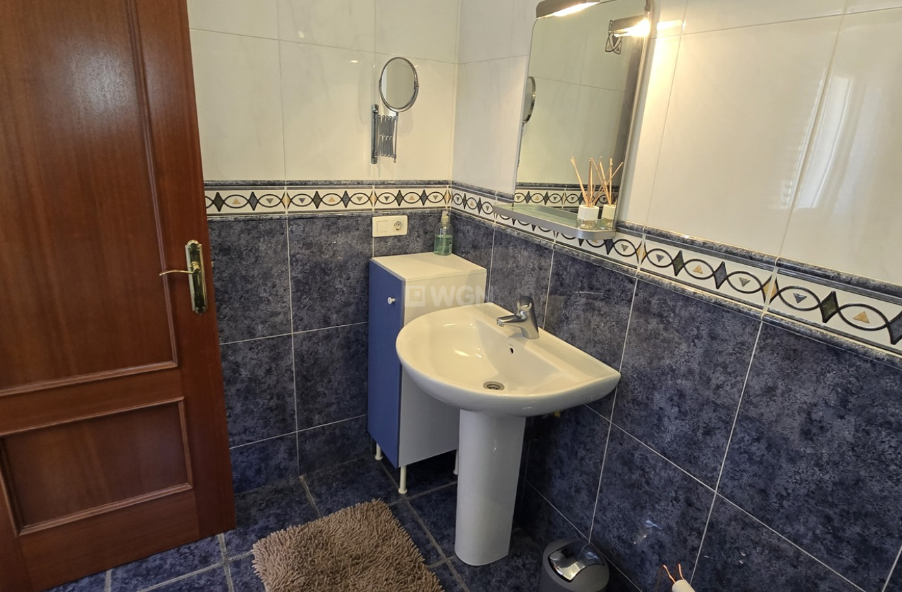 Resale - Villa - Vinuela - Inland