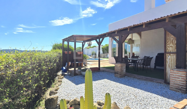 Resale - Villa - Vinuela - Inland