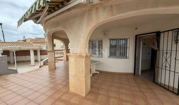 Resale - Villa - Playa Flamenca - Costa Blanca