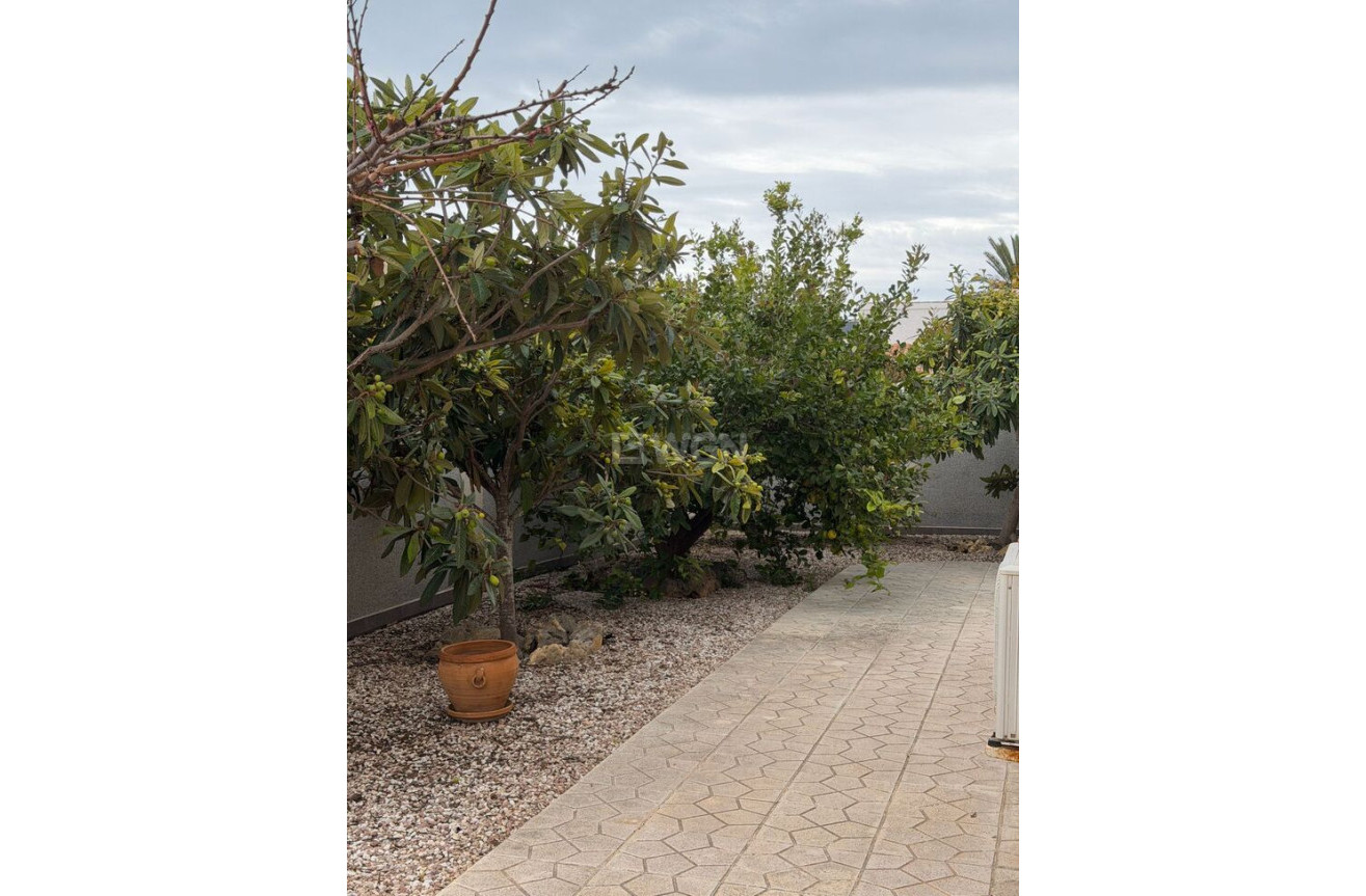 Resale - Villa - Playa Flamenca - Costa Blanca