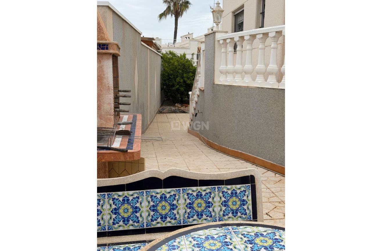 Resale - Villa - Playa Flamenca - Costa Blanca