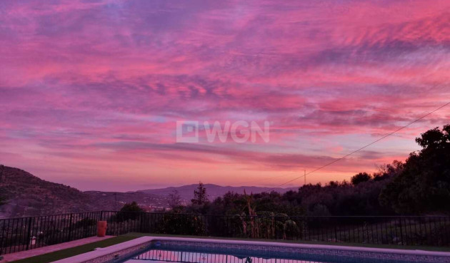 Odsprzedaż - Villa - Alcaucín - Inland