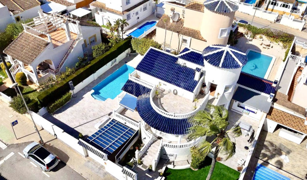 Resale - Villa - Pinar de Campoverde - Inland
