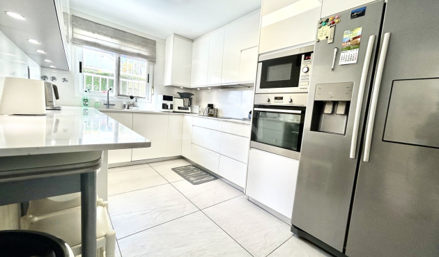 Resale - Villa - Pinar de Campoverde - Inland