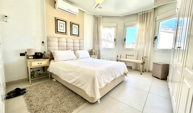 Resale - Villa - Pinar de Campoverde - Inland