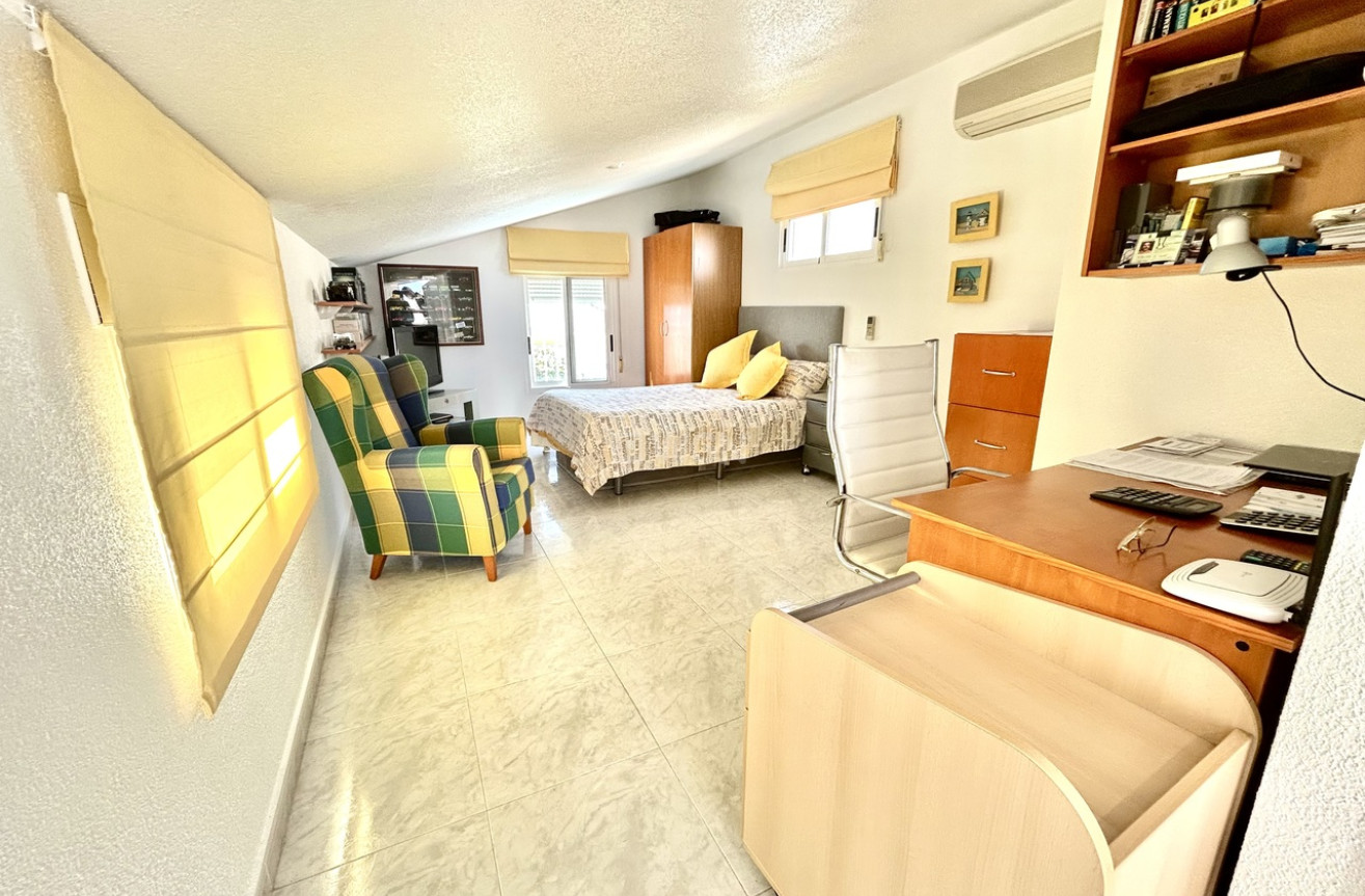 Resale - Villa - Pinar de Campoverde - Inland