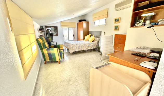 Resale - Villa - Pinar de Campoverde - Inland