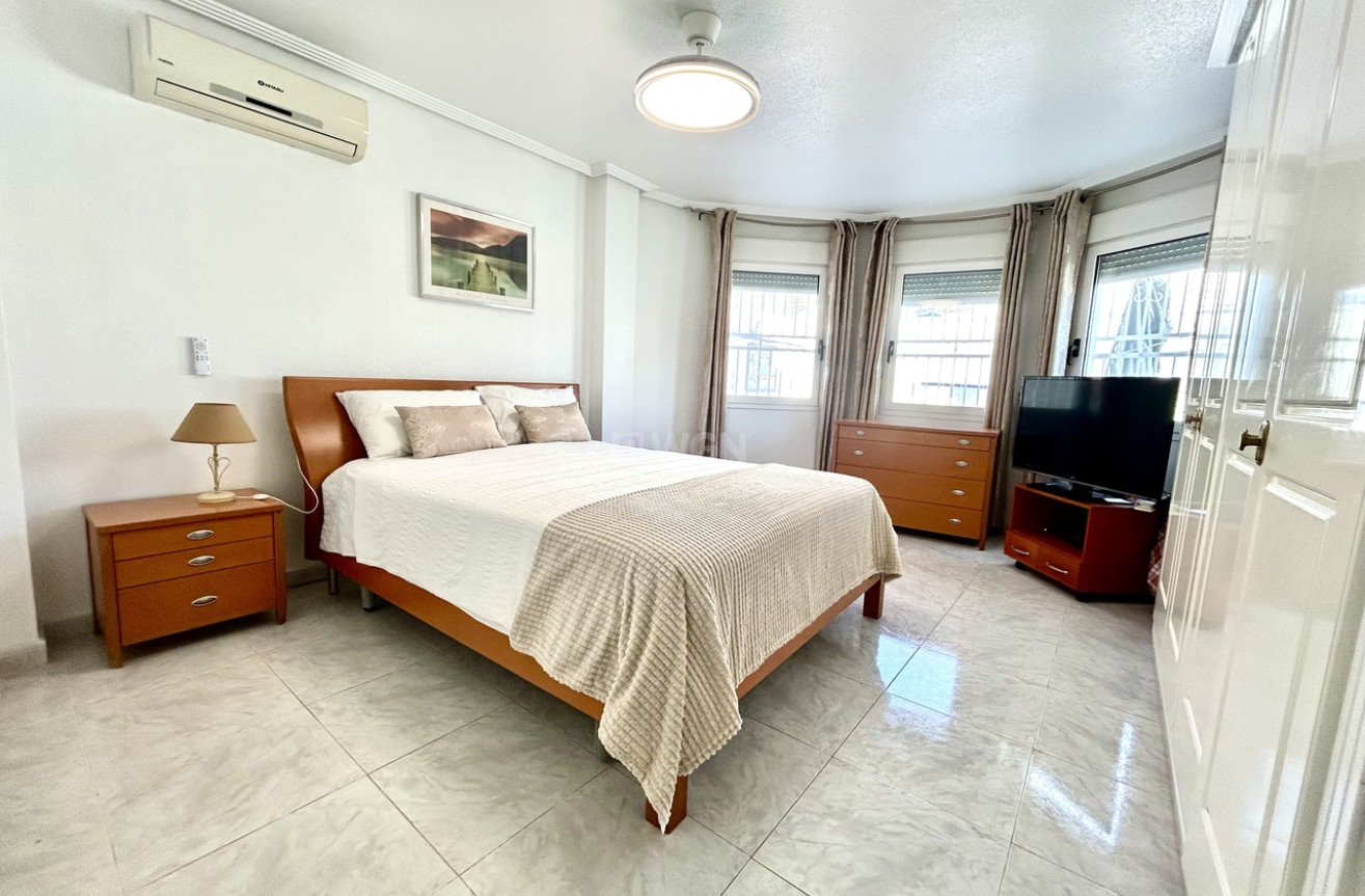 Resale - Villa - Pinar de Campoverde - Inland