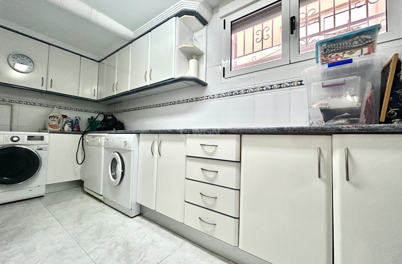 Resale - Villa - Pinar de Campoverde - Inland