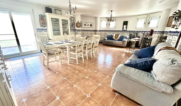 Resale - Villa - Pinar de Campoverde - Inland