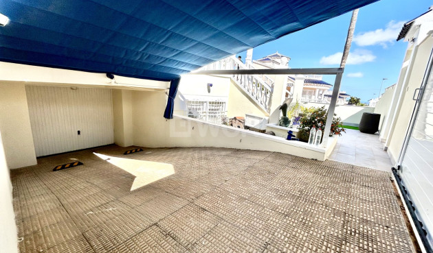 Resale - Villa - Pinar de Campoverde - Inland