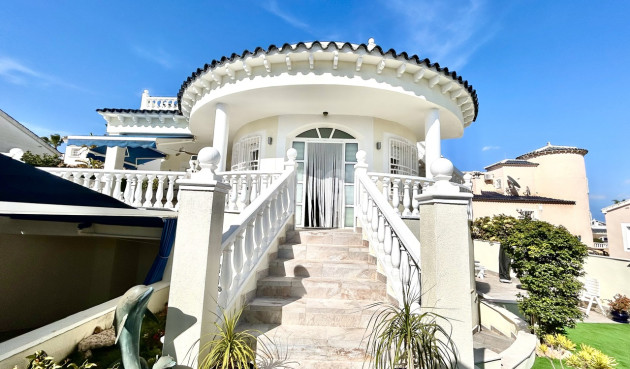 Resale - Villa - Pinar de Campoverde - Inland