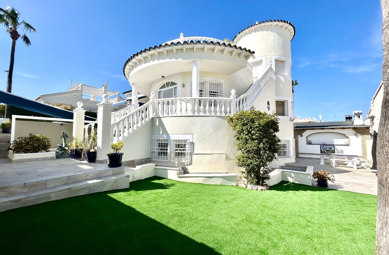 Resale - Villa - Pinar de Campoverde - Inland