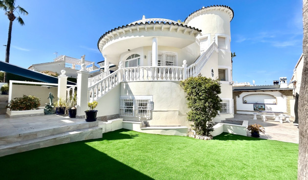 Resale - Villa - Pinar de Campoverde - Inland