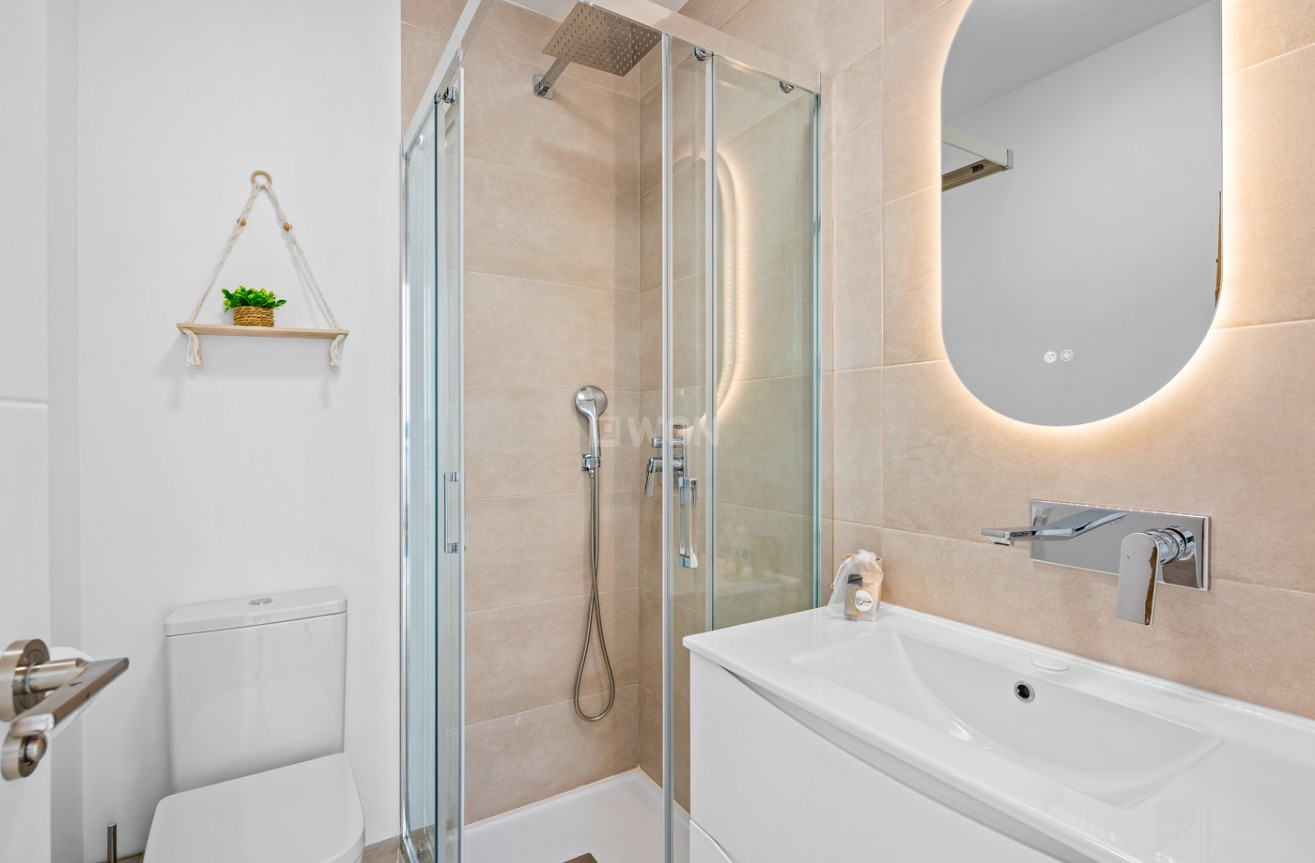 Resale - Apartment / flat - San Miguel de Salinas - Inland