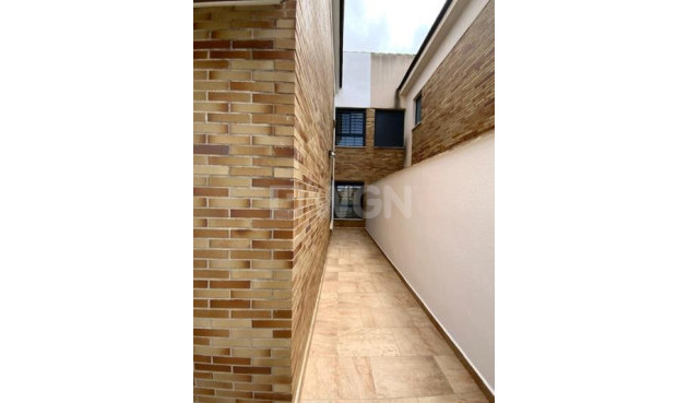 Resale - Villa - Roldan - Inland