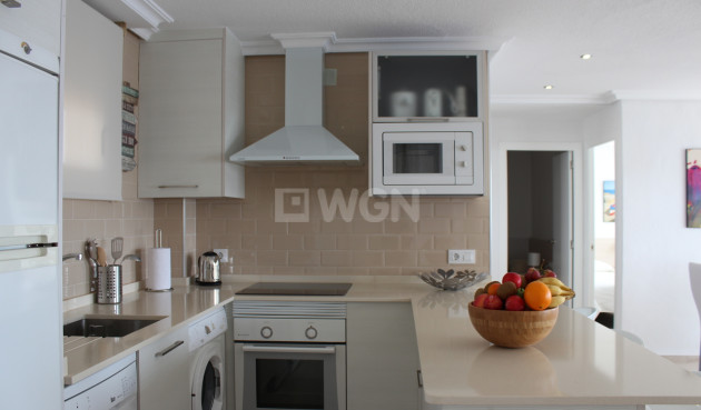 Resale - Apartment / flat - Mil Palmeras - Costa Blanca