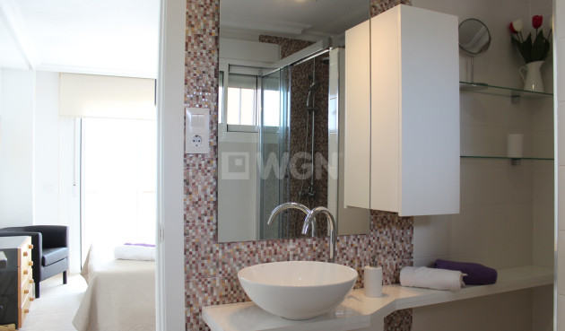 Resale - Apartment / flat - Mil Palmeras - Costa Blanca