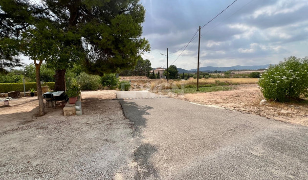 Odsprzedaż - Kamienica - Pinoso - Inland