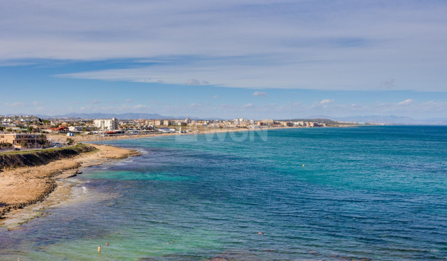 Odsprzedaż - Mieszkanie w bloku - Torrevieja - Cabo Cervera