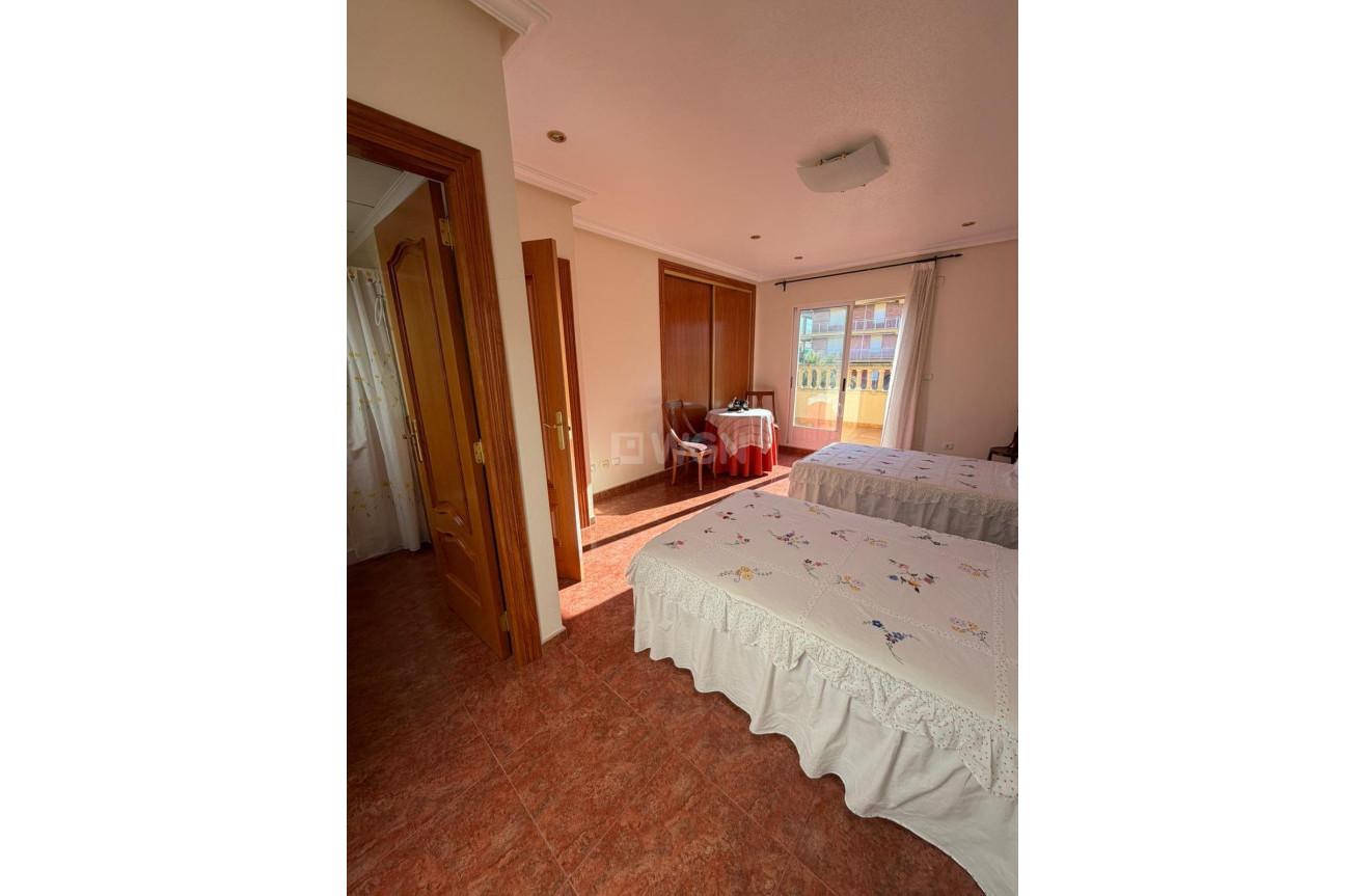 Resale - Townhouse - Guardamar del Segura - Pueblo