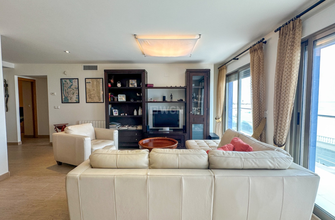 Resale - Apartment / flat - Torrevieja - Costa Blanca