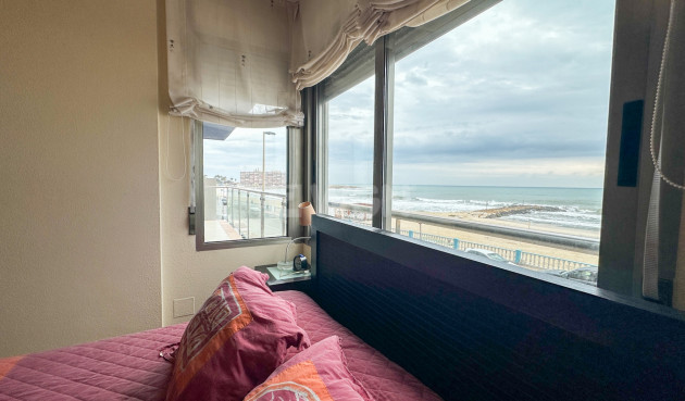 Resale - Apartment / flat - Torrevieja - Costa Blanca