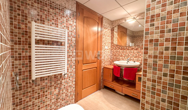 Resale - Apartment / flat - Torrevieja - Costa Blanca