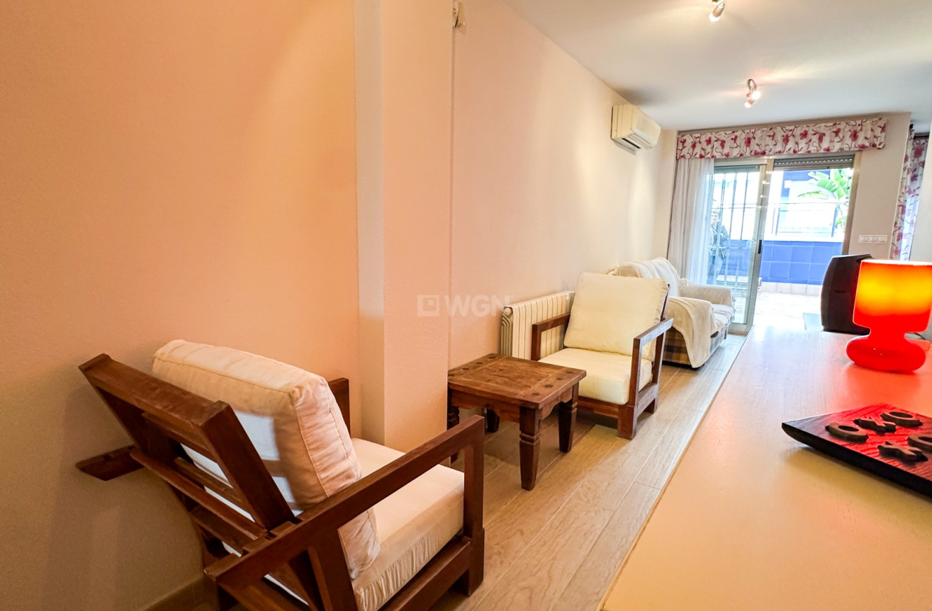 Resale - Apartment / flat - Torrevieja - Costa Blanca