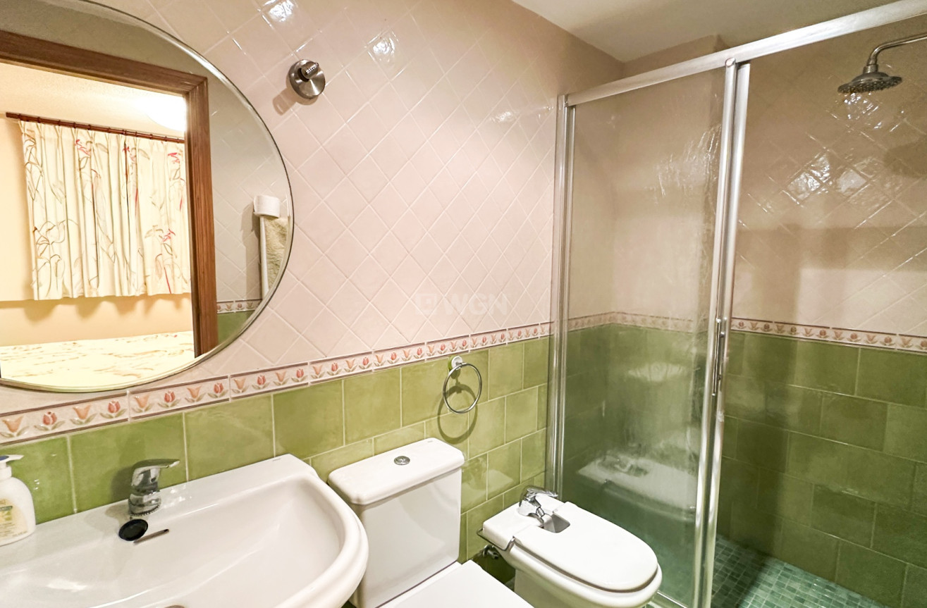 Resale - Apartment / flat - Torrevieja - Costa Blanca