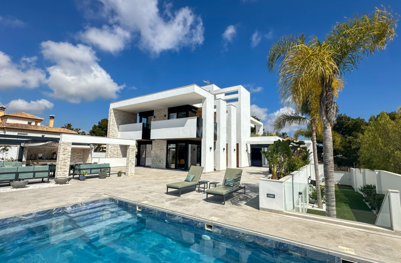 Resale - Villa - Orihuela Costa - Costa Blanca