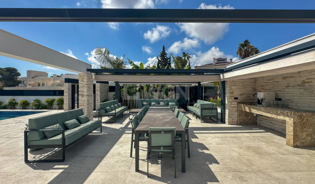 Resale - Villa - Orihuela Costa - Costa Blanca