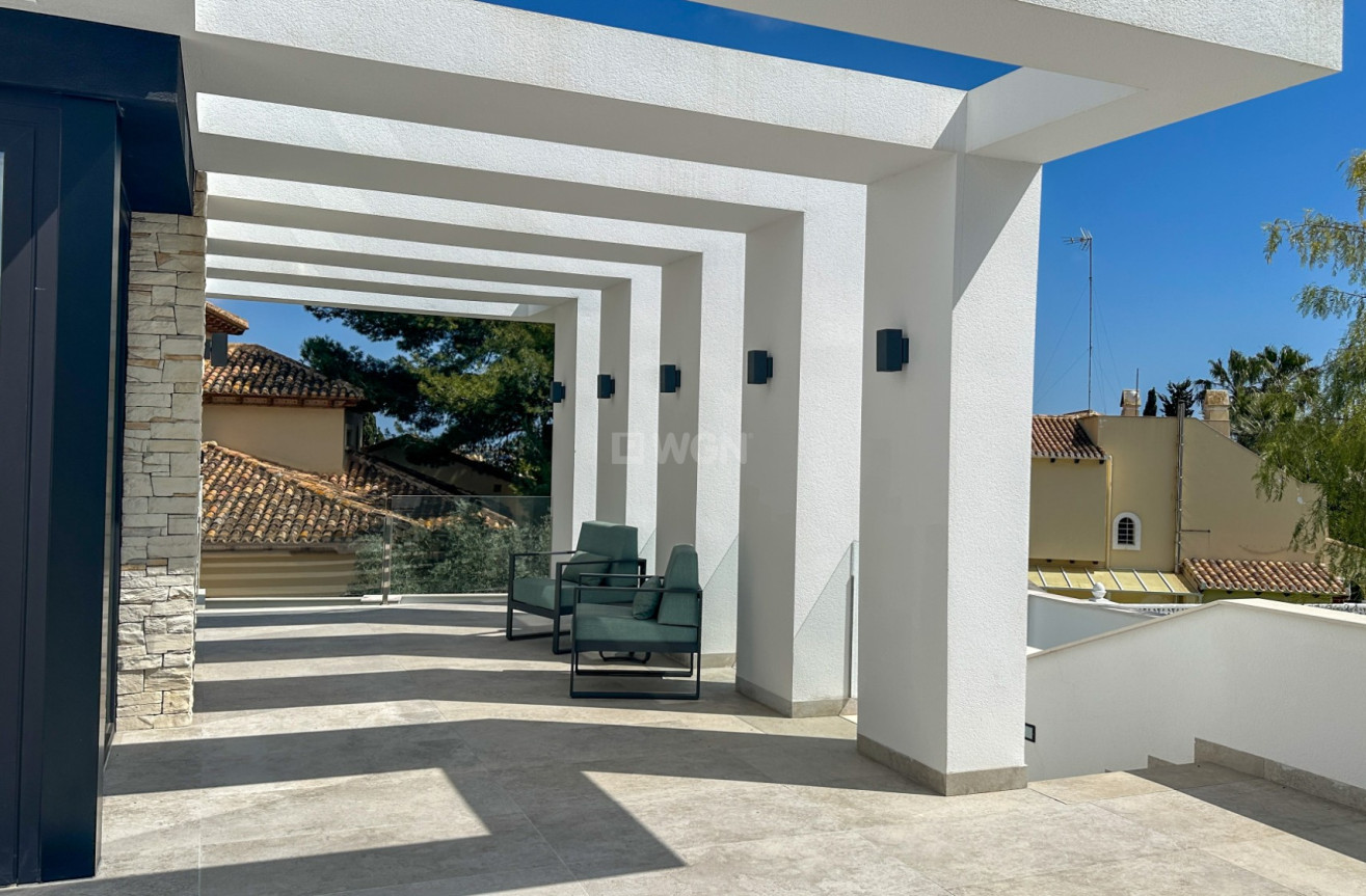 Resale - Villa - Orihuela Costa - Costa Blanca