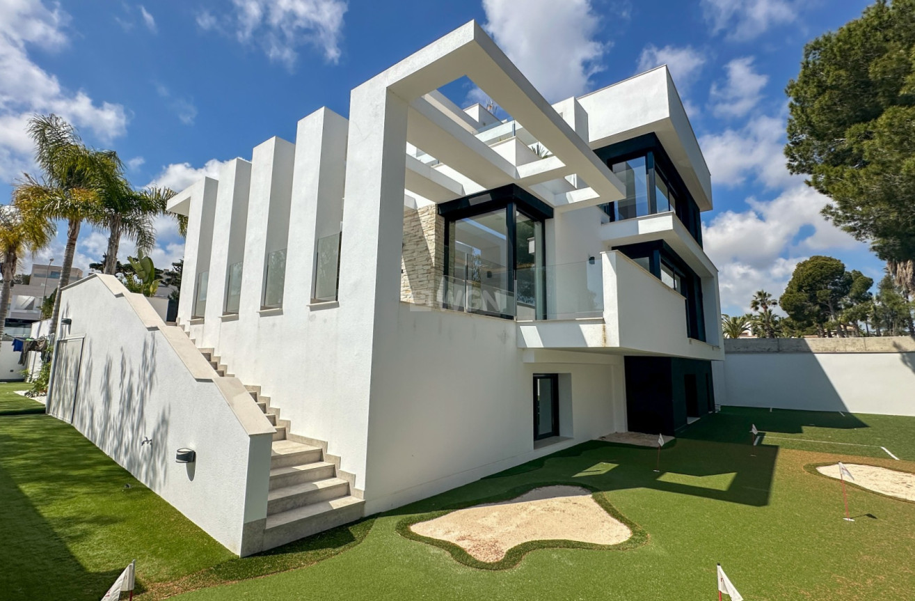 Resale - Villa - Orihuela Costa - Costa Blanca