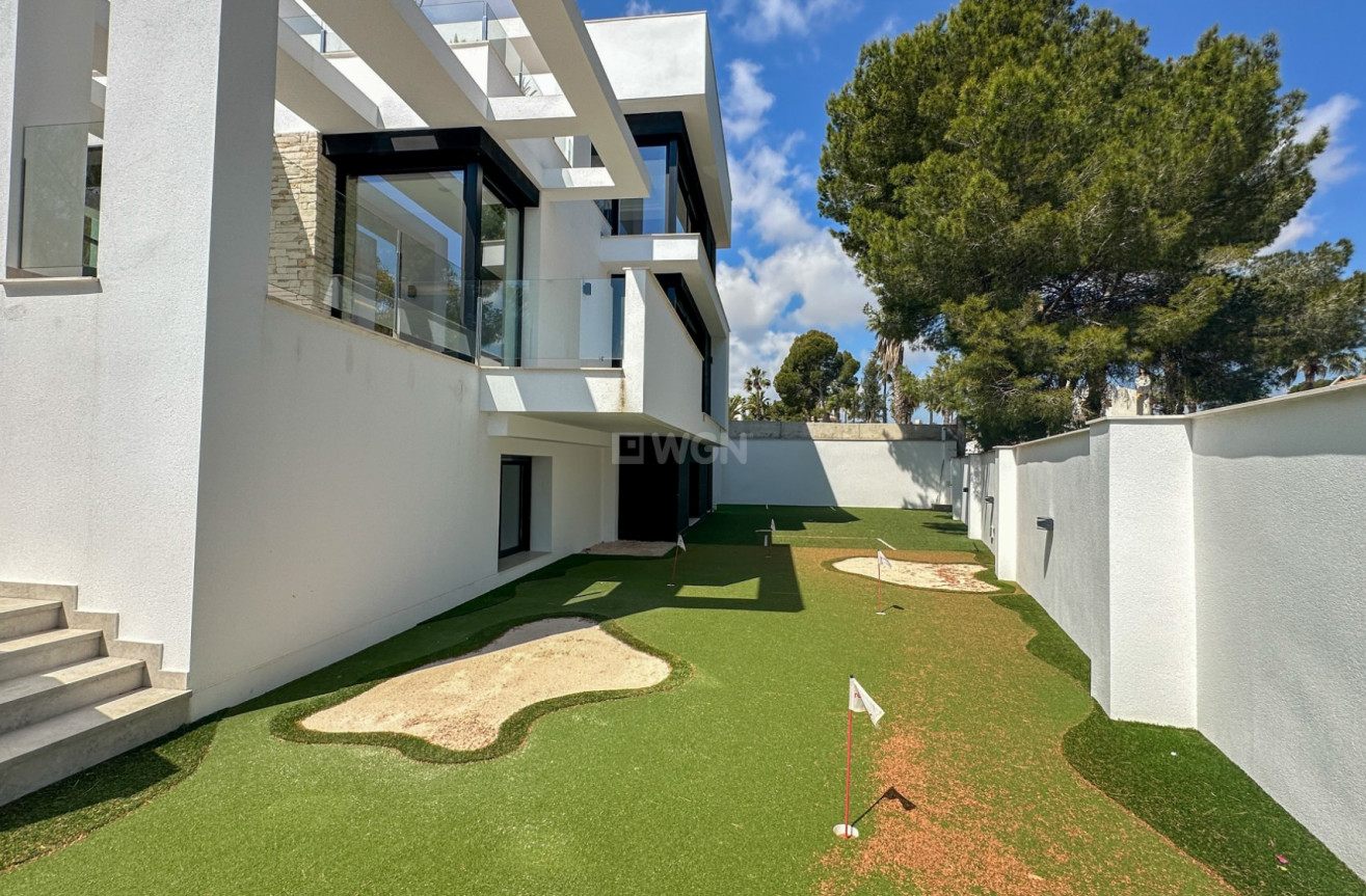 Resale - Villa - Orihuela Costa - Costa Blanca