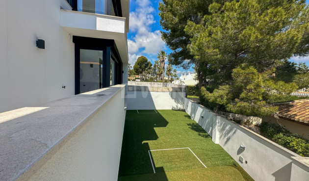 Resale - Villa - Orihuela Costa - Costa Blanca