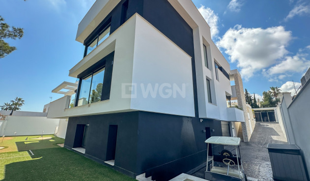 Resale - Villa - Orihuela Costa - Costa Blanca