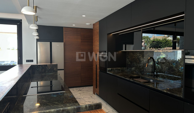 Resale - Villa - Orihuela Costa - Costa Blanca