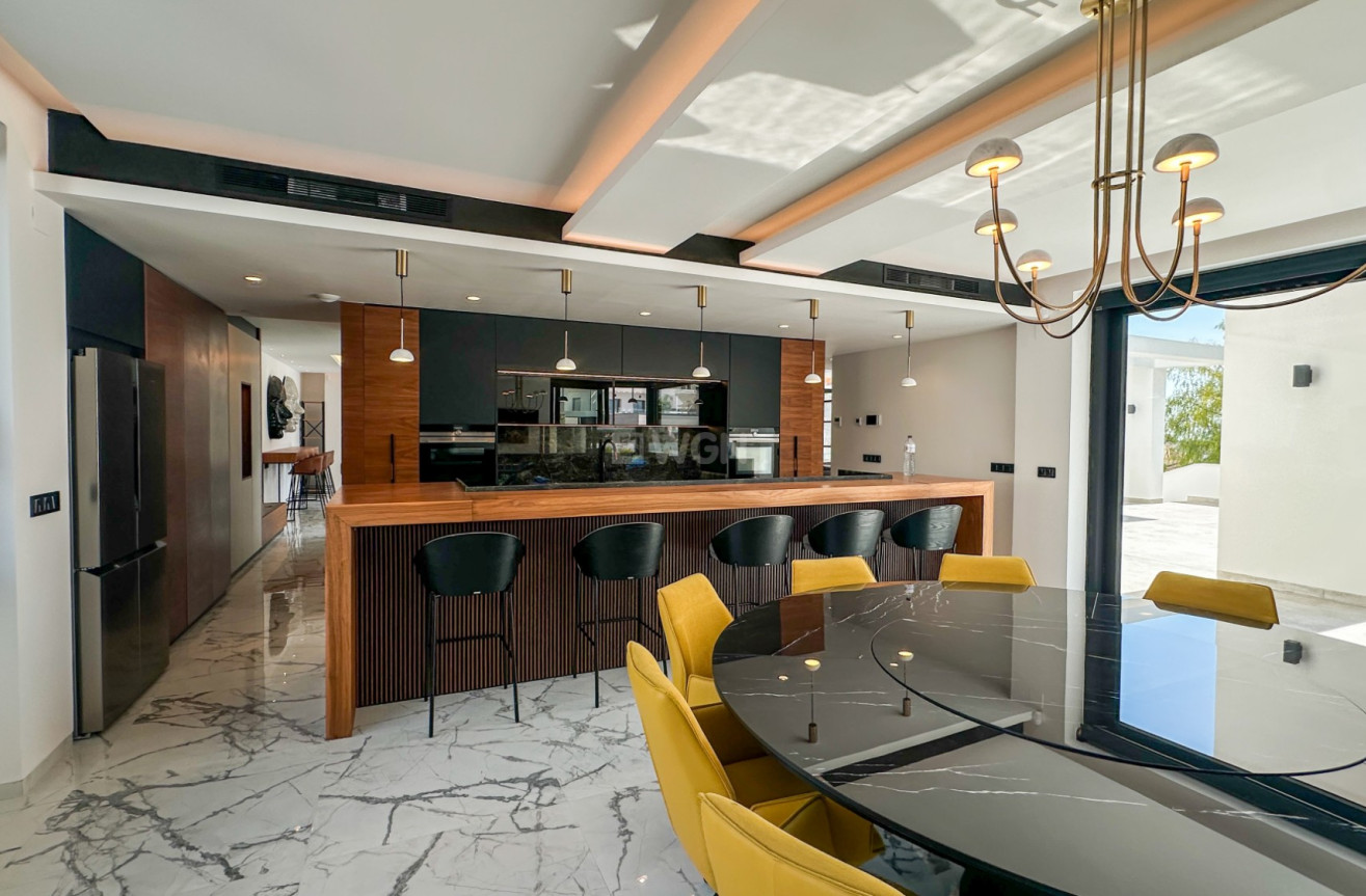 Resale - Villa - Orihuela Costa - Costa Blanca