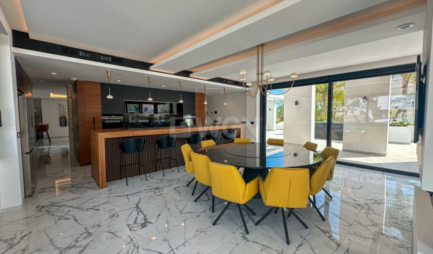 Resale - Villa - Orihuela Costa - Costa Blanca